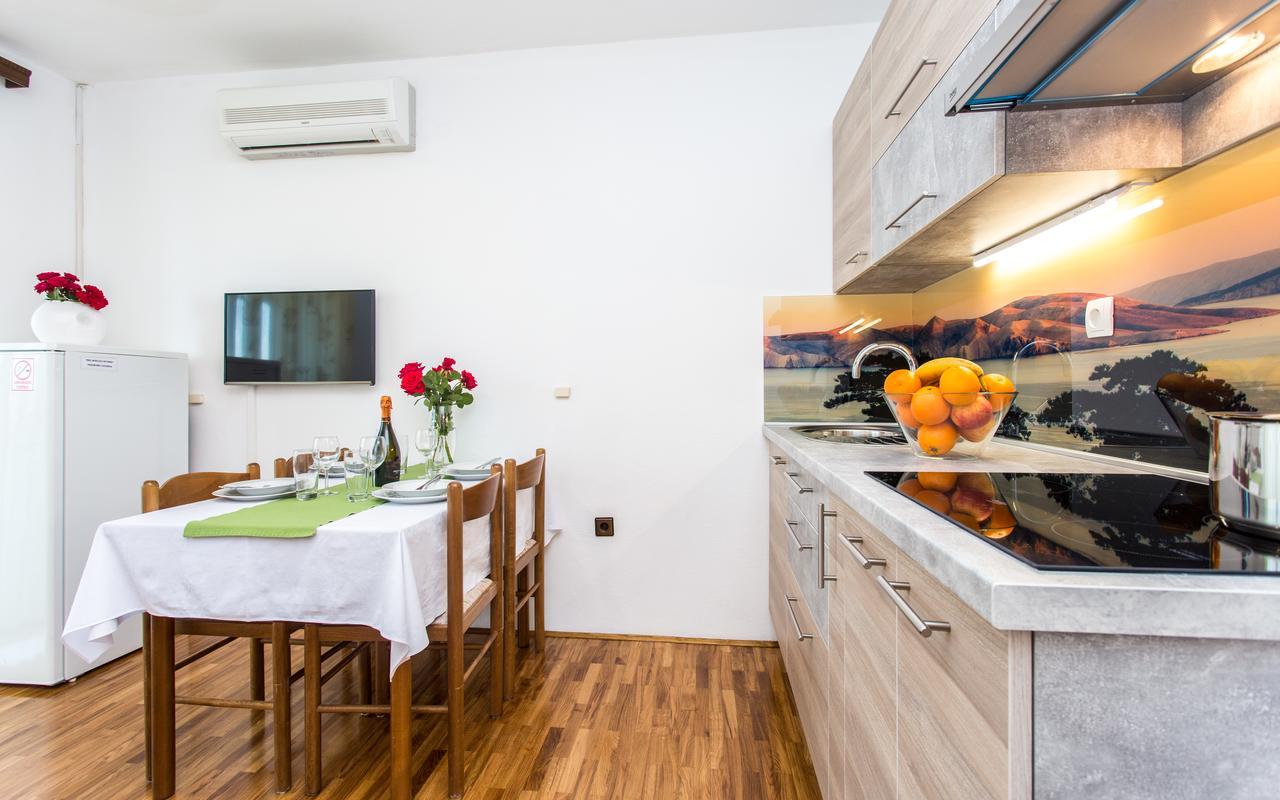 Apartments Lucija 2 Baska  Exterior photo